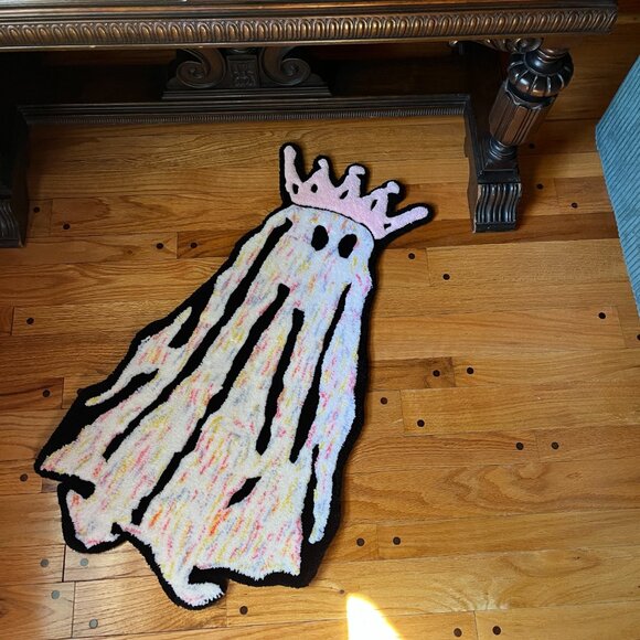 Hand tufted Rug. Ghost rug original one of a kind. - Picture 3 of 6